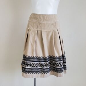 𝅺LOFT Aztec Embroidered Pleated Skirt, Size 2